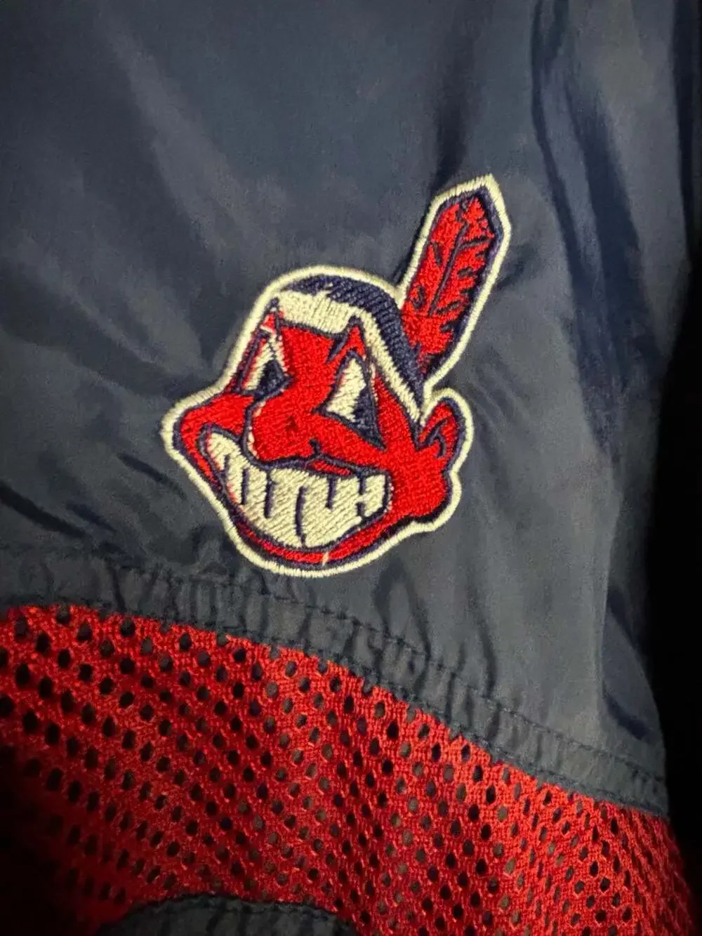 Vintage MLB Cleveland Indians Full-Zip Mesh-Lined Windbreaker Jacket
